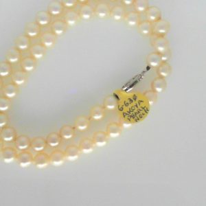 Lady's Pendants Length 15 With 6.60Mm Round Cream Pearls Discount: 30
Style: No Chain
Metal: 10 Karat
Color: White
Finish: Polished
Stock Num: E11924