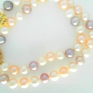 Pearl Estate Pendant 
 Pink Pearl Pendant 
 Chain Style: No Chain 14 Karat Yellow Length: 18in 
 Center Pearl Shape: Round; Colour: Pink