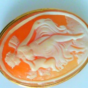 18 Karat Yellow 
Gram Weight 1.44 Chain Style: No Chain