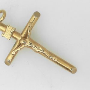 18 Karat Yellow 
Gram Weight 3.21 Chain Style: No Chain 18 Karat Yellow