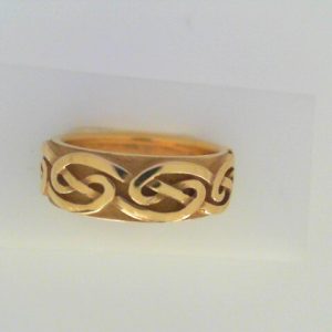 Yellow 14 Karat Polished Band Ring Width 7 mm 
Size: 10 
Gram Weight 9.54 gr