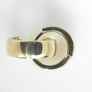 Yellow 14 Karat Small Hoop Earring Width 6 mm 
Gram Weight 2.78 gr