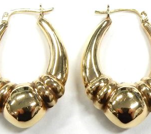 Yellow 10 Karat Polished Medium Hoop Estate Earring 
Gram Weight 4.96 gr