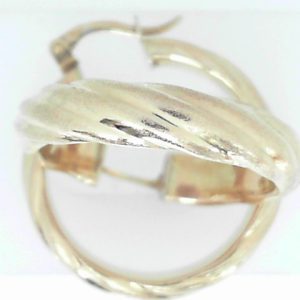 Yellow 10 Karat Polished Medium Hoop Estate Earring 
Gram Weight 4.08 gr