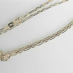 Yellow 14 Karat Polished Paper Clip Chain 
 
Gram Weight 4.11 gr