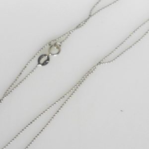 White 18 Karat Polished Bead Estate Chain 
Length 18 in 
Gram Weight 1.26 gr