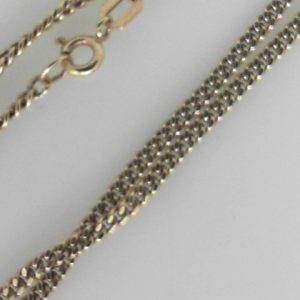 Yellow 10 Karat Polished Curb Estate Chain 
Length 16 in 
Gram Weight 6.3 gr