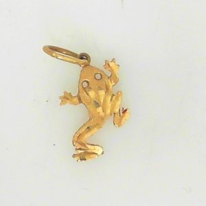 Frog Estate Pendant/Charm
10 Karat Yellow Pendant/Charm
Gram Weight 0.61 Chain Style: No Chain 10 Karat Yellow