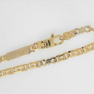 Yellow 18 Karat Polished Figaro Estate Bracelet 
Length 8 in 
Gram Weight 7.91 gr