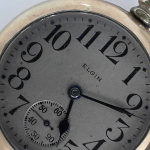 21 jewel, circa 1910, adjusted 5 positions, Veritas, SN 15574557 Lever Set Gold Setting Diamond End Stone
Works Well