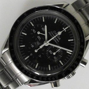 Estate Omega Chronograph Year: 2000
Vendor Style #: 3572.50 Speedmaster Moonwatch display back SN: 77058133 
42mm StainlessSteel
Dial: Black hash 
Box Not Included/Papers Not Included
Condition Good
1 Year Warranty
Display case back