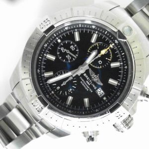 Estate Breitling Chronograph Year: 2022
Vendor Style #: A13317 Avenger Chrono SN: 7033321 
45mm StainlessSteel
Dial: Black hash 
Box Included/Papers Included
Condition Very Good
1 Year Warranty