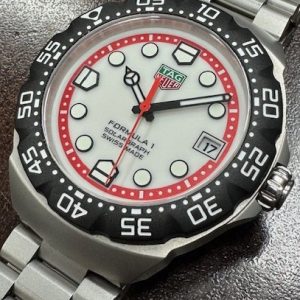 Estate Tag Heuer Sport Year: 2025
Vendor Style #: WBY1111 Formula 1 Solargraph SN: BBU0282 
38.5mm StainlessSteel
Dial: White/red plots 
Box Included/Papers Included
Condition LIke new, Canadian delivery
1 Year Warranty
