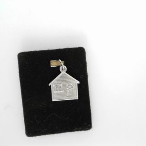 Pendant/Charm
Sterling Silver White Pendant/Charm
 Chain Style: No Chain