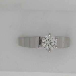 Estate Diamond Engagement Ring 
14 Karat White Estate Engagement Ring 
Finger Size 6.5 Gram Weight 6.9 
4 Center Diamonds Shape: Round; Clarity: VS1; Colour: I 0.42