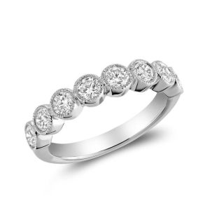Diamond Wedding/Anniversary Ring 
14 Karat White Wedding/Anniversary Ring 
Finger Size 8.5 Gram Weight 5.39 
7 Center Diamonds Shape: Round; Clarity: SI; Colour: G/H 1.92