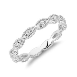 Diamond Wedding/Anniversary Ring 
14 Karat White Wedding/Anniversary Ring 
Finger Size 6.5 
8 Center Diamonds Shape: Round 0.1
