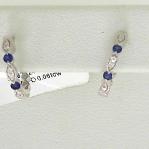 Earrings with Sapphires 
14 Karat White Blue Sapphires Earrings 
 
4 Center Sapphires Shape: Round; Colour: Blue With 6 Round Diamonds 0.06 ctw