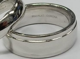 White Platinum Polished Band Estate Ring Width 7.4 mm 
Size: 9.75 
Gram Weight 18 gr