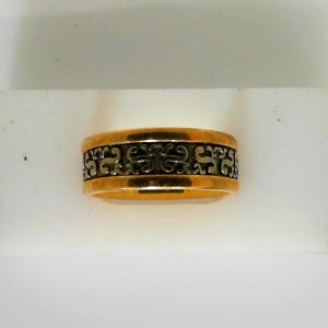 Yellow/White 10 Karat Polished Band Estate Ring 
Size: 7.75 
Gram Weight 7.95 gr