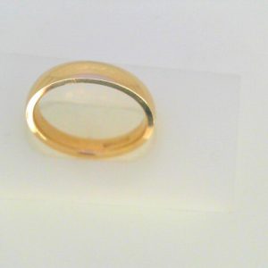 Yellow 10 Karat Polished Band Ring 
Size: 7 
Gram Weight 4.31 gr