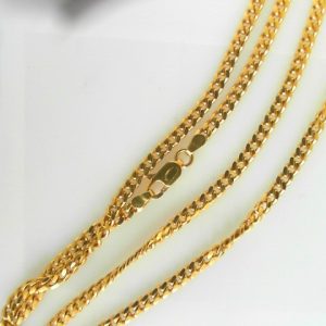 Royal De Versailles Yellow 18 Karat Polished Curb Estate Chain 
Length 26 in 
Gram Weight 26.9 gr
Royal De Versailles