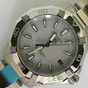 Estate Tag Heuer Divers 
Vendor Style #: WBP1312 Solargraph MOP Aquaracer SN: BWB0545 
34mm StainlessSteel
Dial: White MOP hash 
Box Included/Papers Included
Condition New
1 Year Warranty